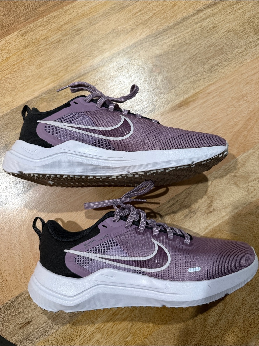 Nike Downshifter 12 Women’s Sneakers Size 8 Amethyst Wave Running Shoes NWOT